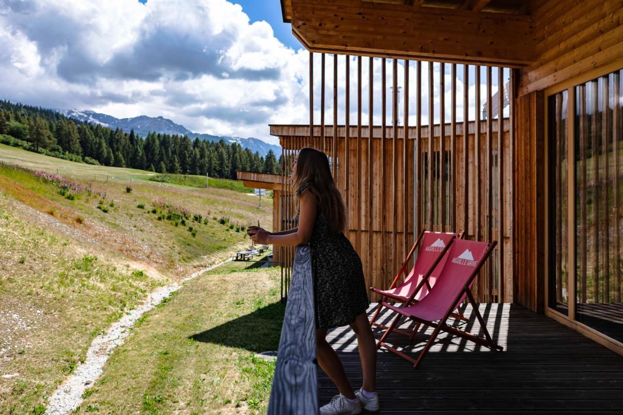 L'Aiguille Grive Chalets Hotel Les Arcs  Exterior foto